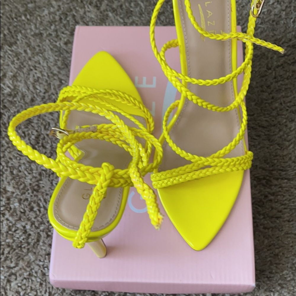Yellow Heels - Picture 3 of 3